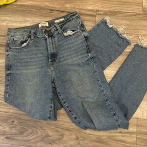 Kensie jeans slim fit
Size 4